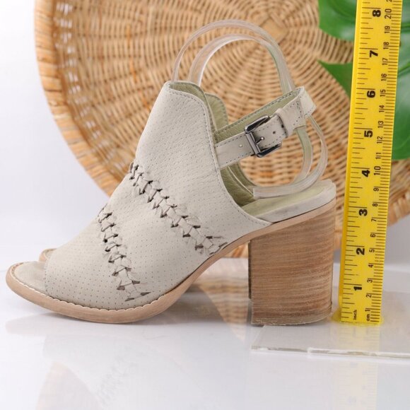 Rebels Womens Rayna Sandal Size 7 Beige Gray Suede Block Heel Open Toe Bootie - Picture 7 of 12